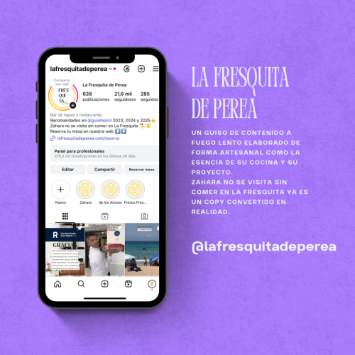 Aesthetic Phone Mockup Instagram Post (4)